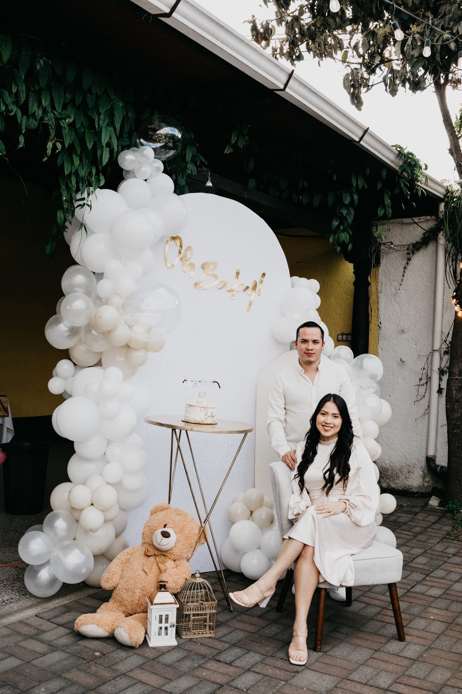 Pareja en un baby shower